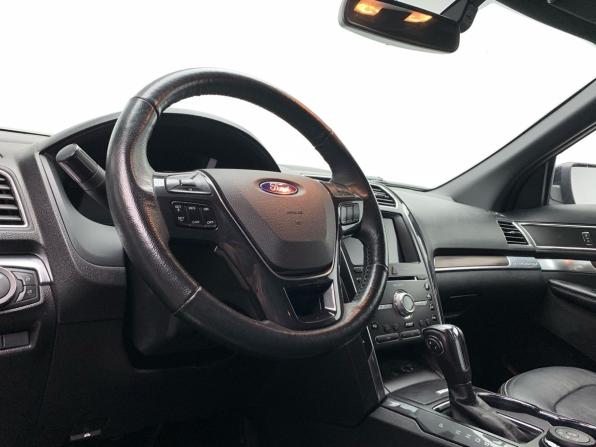 Ford Explorer V Рестайлинг 2 с пробегом 2018 года, цена 2 749 000 рублей, 177500 км, внедорожник, Автокод Объявления