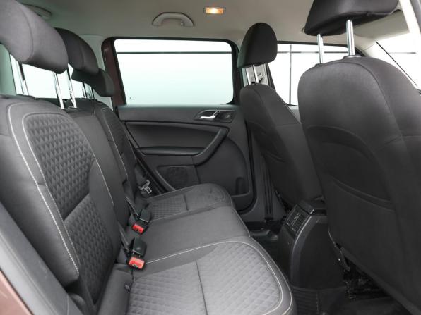Skoda Yeti I Рестайлинг с пробегом 2016 года, цена 1 398 000 рублей, 90442 км, внедорожник, Автокод Объявления