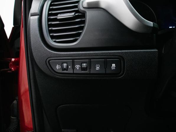 Kia Rio IV Рестайлинг с пробегом 2020 года, цена 1 750 000 рублей, 85104 км, хэтчбек, Автокод Объявления