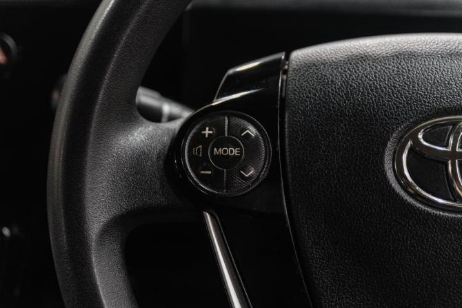 Toyota Aqua I Рестайлинг 2 с пробегом 2018 года, цена 1 129 000 рублей, 235981 км, хэтчбек, Автокод Объявления