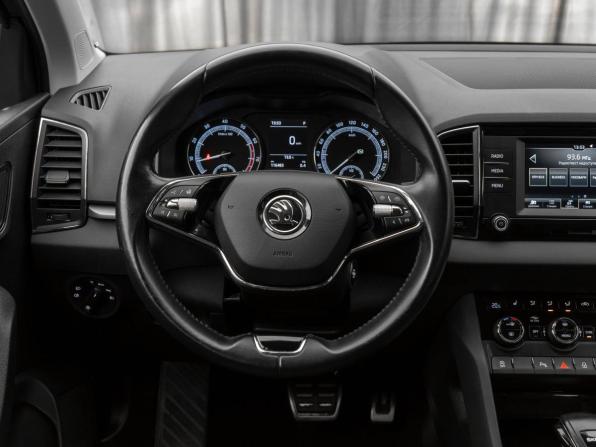 Skoda Karoq I с пробегом 2020 года, цена 2 190 000 рублей, 116102 км, внедорожник, Автокод Объявления