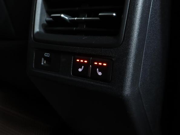 Omoda C5 I с пробегом 2023 года, цена 1 549 000 рублей, 52313 км, внедорожник, Автокод Объявления