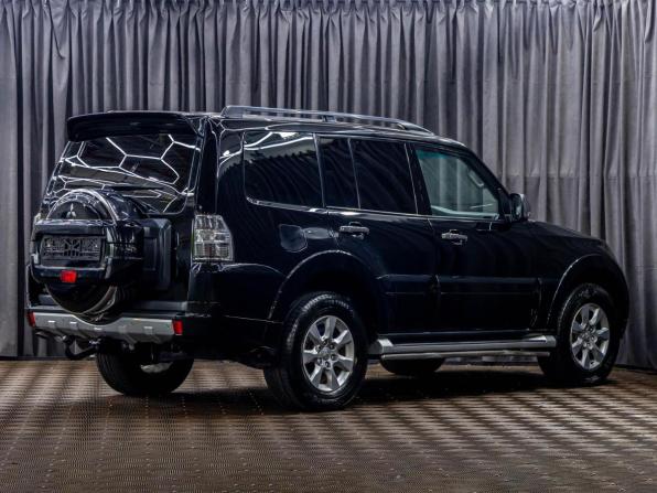 Mitsubishi Pajero IV Рестайлинг 1 с пробегом 2014 года, цена 1 765 000 рублей, 135000 км, внедорожник, Автокод Объявления