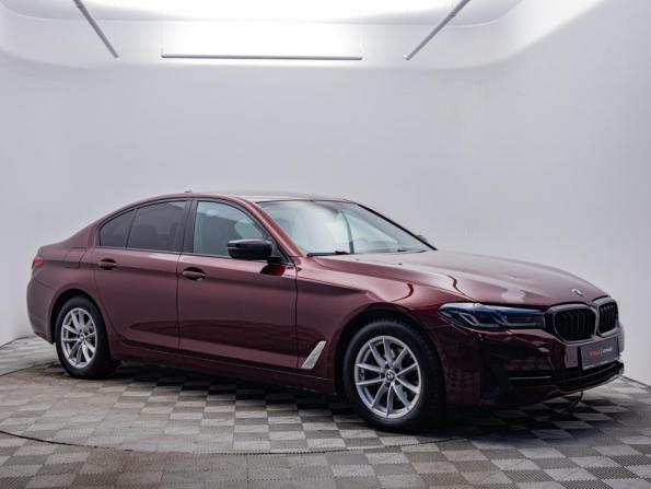 BMW 5 серии VII (G30/G31/G38) Рестайлинг с пробегом 2022 года, цена 4 100 000 рублей, 70500 км, седан, Автокод Объявления