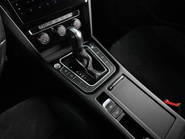 Volkswagen Arteon I с пробегом 2019 года, цена 3 349 000 рублей, 136795 км, лифтбек, Автокод Объявления