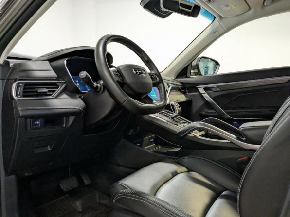 Geely Atlas Pro с пробегом 2023 года, цена 2 000 000 рублей, 53080 км, внедорожник, Автокод Объявления