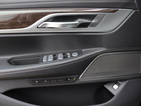 BMW 7 серии VI (G11/G12) Рестайлинг с пробегом 2019 года, цена 6 000 000 рублей, 93083 км, седан, Автокод Объявления