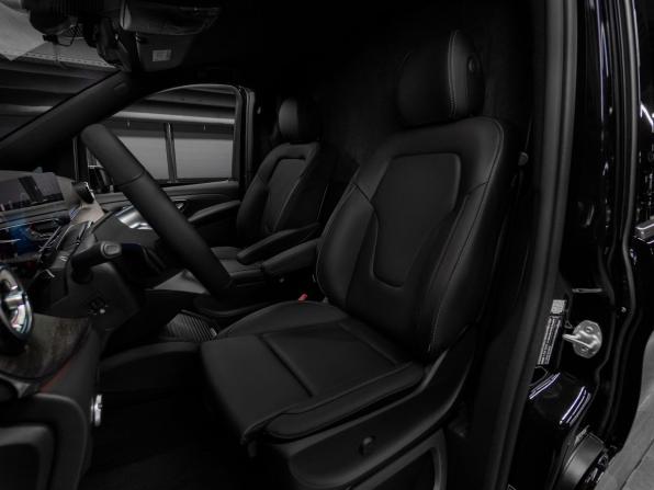 Mercedes-Benz V-Класс III (W447) Рестайлинг 2 с пробегом 2026 года, цена 46 000 000 рублей, 18 км, минивэн, Автокод Объявления