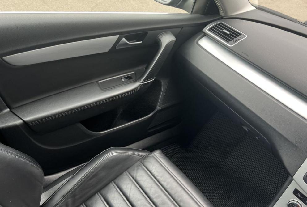 Volkswagen Passat B7 Красноярск  - изображение 25