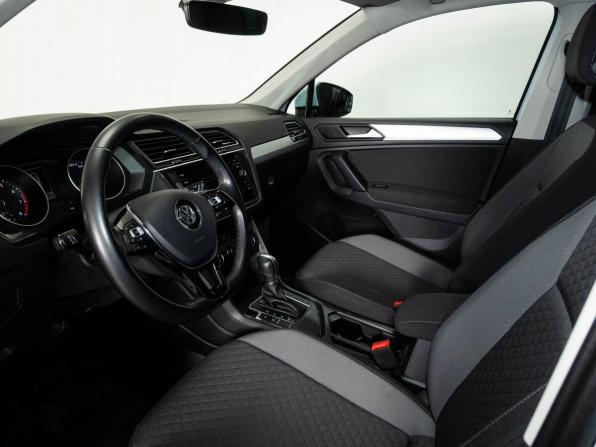 Volkswagen Tiguan II с пробегом 2019 года, цена 2 488 000 рублей, 98682 км, внедорожник, Автокод Объявления