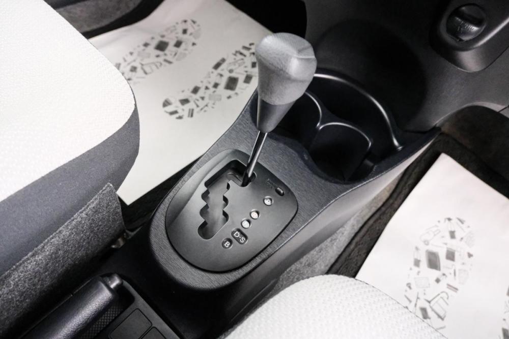 Toyota Vitz III (XP130) Красноярск  - изображение 17
