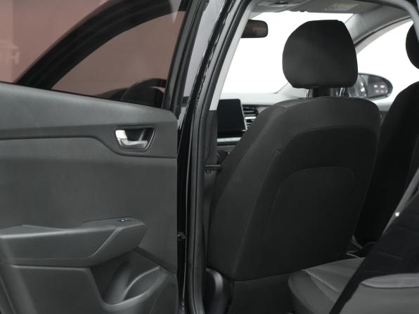 Hyundai Solaris II Рестайлинг с пробегом 2020 года, цена 1 370 000 рублей, 68000 км, седан, Автокод Объявления