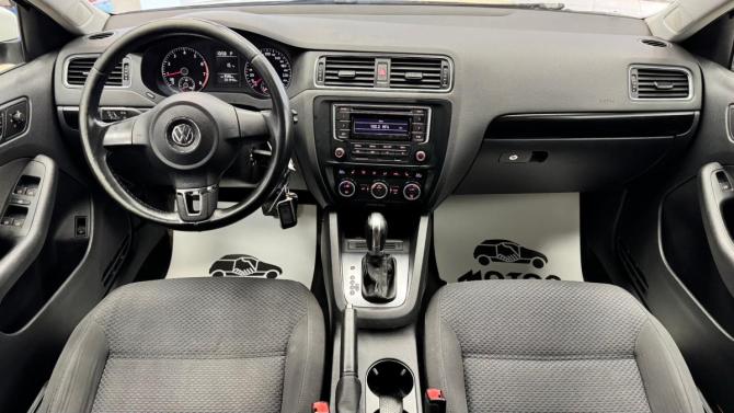 Volkswagen Jetta VI Рестайлинг с пробегом 2014 года, цена 999 000 рублей, 201940 км, седан, Автокод Объявления