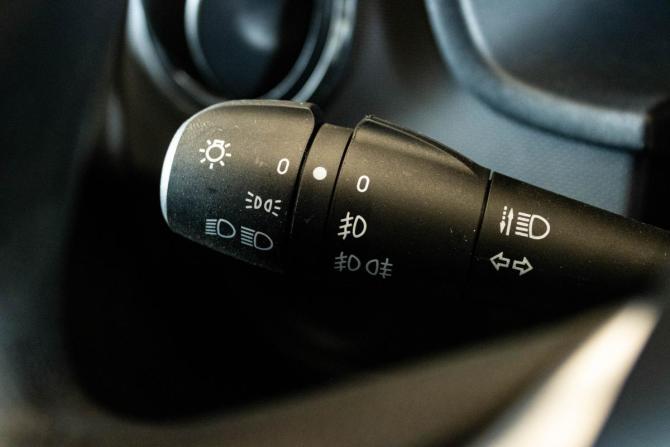 Renault Logan II Рестайлинг с пробегом 2019 года, цена 750 000 рублей, 106327 км, седан, Автокод Объявления
