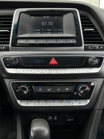 Hyundai Sonata VII (LF) Рестайлинг с пробегом 2017 года, цена 1 680 000 рублей, 168850 км, седан, Автокод Объявления