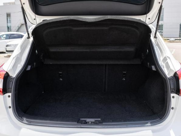 Nissan Qashqai II с пробегом 2015 года, цена 1 675 000 рублей, 119717 км, внедорожник, Автокод Объявления