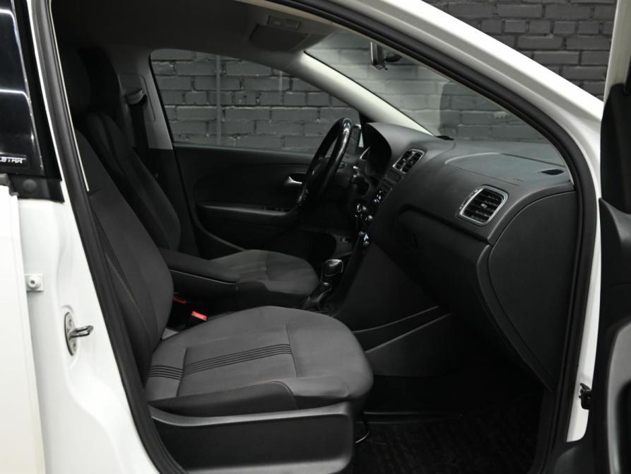 Volkswagen Polo V Рестайлинг Екатеринбург  - изображение 10