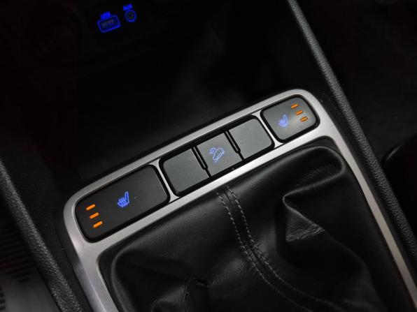 Hyundai Creta I с пробегом 2019 года, цена 1 695 000 рублей, 151612 км, внедорожник, Автокод Объявления