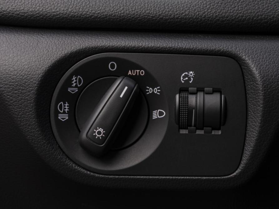 Audi Q3 I (8U) Москва  - изображение 17