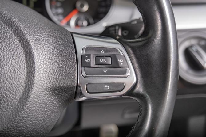 Volkswagen Passat B7 с пробегом 2014 года, цена 1 349 000 рублей, 81000 км, универсал, Автокод Объявления