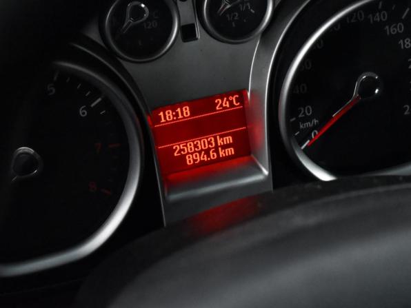 Ford Focus II Рестайлинг с пробегом 2009 года, цена 395 000 рублей, 258301 км, седан, Автокод Объявления