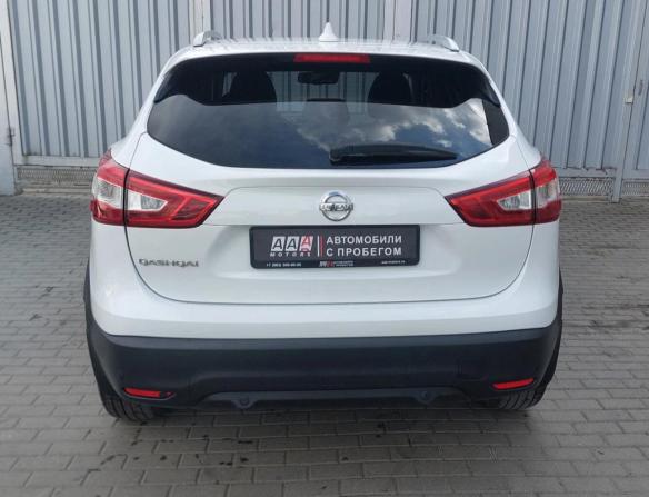 Nissan Qashqai II с пробегом 2017 года, цена 1 499 000 рублей, 125605 км, внедорожник, Автокод Объявления