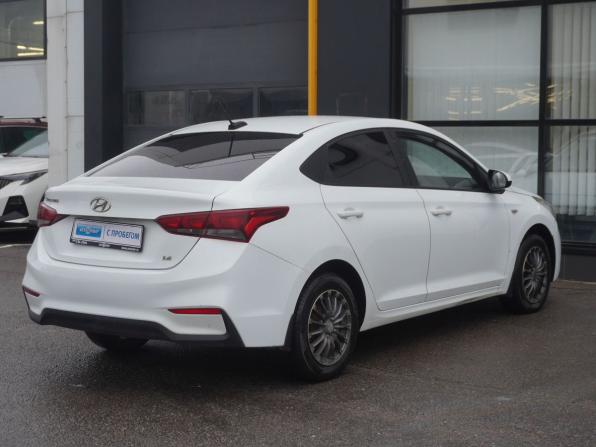 Hyundai Solaris II с пробегом 2017 года, цена 1 031 000 рублей, 252891 км, седан, Автокод Объявления