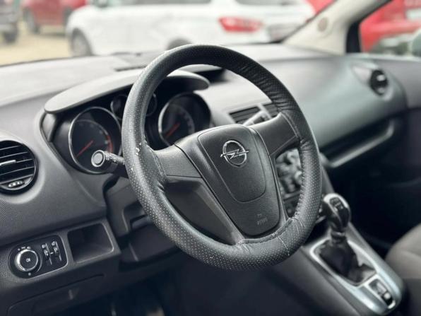 Opel Meriva B с пробегом 2013 года, цена 450 000 рублей, 289000 км, минивэн, Автокод Объявления