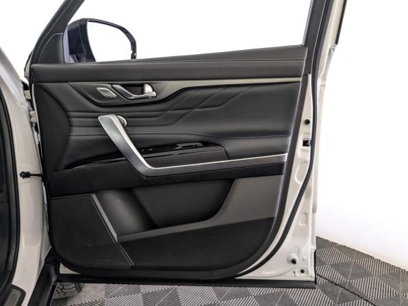 Changan CS95 I Рестайлинг 2 с пробегом 2023 года, цена 2 440 000 рублей, 83652 км, внедорожник, Автокод Объявления