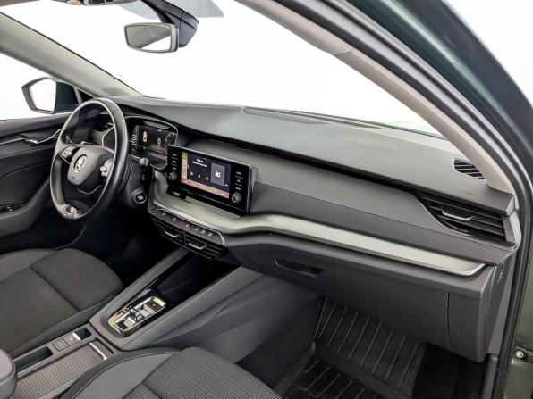 Skoda Octavia IV (A8) с пробегом 2020 года, цена 2 290 000 рублей, 96555 км, лифтбек, Автокод Объявления