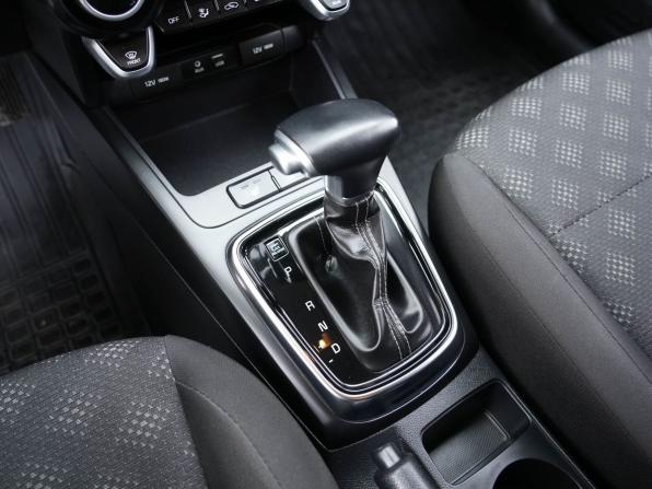 Kia Rio IV с пробегом 2018 года, цена 1 230 000 рублей, 164730 км, хэтчбек, Автокод Объявления