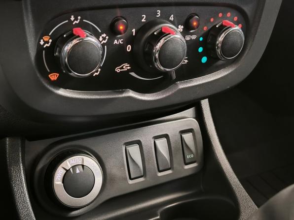 Renault Duster I Рестайлинг с пробегом 2018 года, цена 1 500 000 рублей, 84665 км, внедорожник, Автокод Объявления