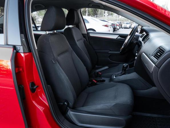 Volkswagen Jetta VI с пробегом 2011 года, цена 960 000 рублей, 152988 км, седан, Автокод Объявления