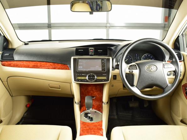 Toyota Premio II (T26) Рестайлинг с пробегом 2016 года, цена 1 399 995 рублей, 96562 км, седан, Автокод Объявления
