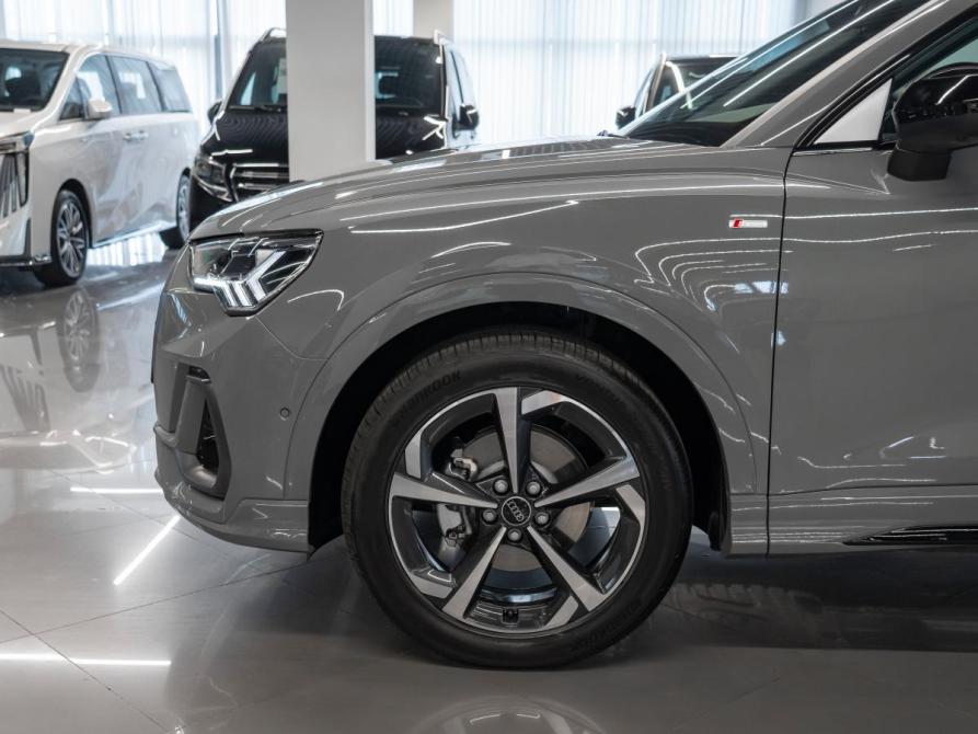 Audi Q3 II (F3) Москва  - изображение 24