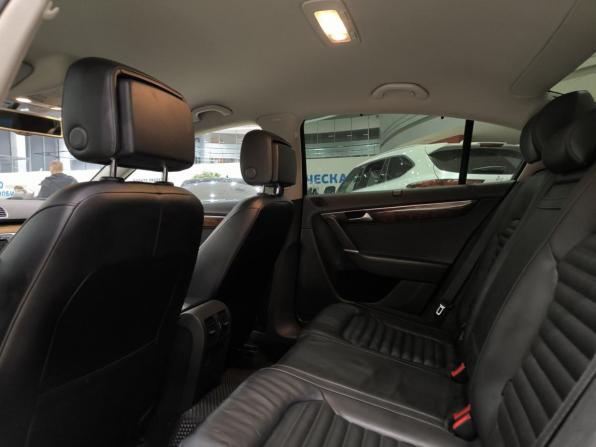 Volkswagen Passat B7 с пробегом 2012 года, цена 1 150 000 рублей, 180027 км, седан, Автокод Объявления