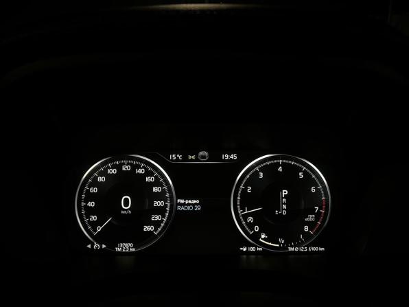 Volvo XC60 II с пробегом 2019 года, цена 3 249 000 рублей, 137000 км, внедорожник, Автокод Объявления