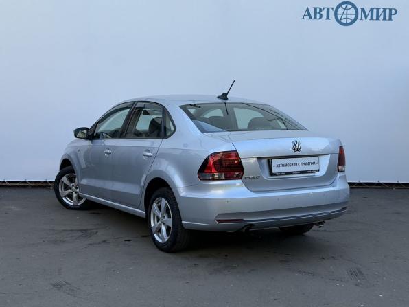 Volkswagen Polo V Рестайлинг с пробегом 2017 года, цена 1 350 000 рублей, 73229 км, седан, Автокод Объявления