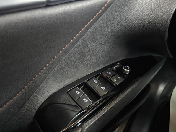 Toyota Camry VIII (XV70) с пробегом 2019 года, цена 2 390 000 рублей, 154400 км, седан, Автокод Объявления