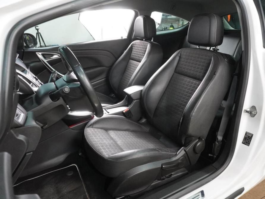 Opel Astra J Рестайлинг Воронеж  - изображение 10