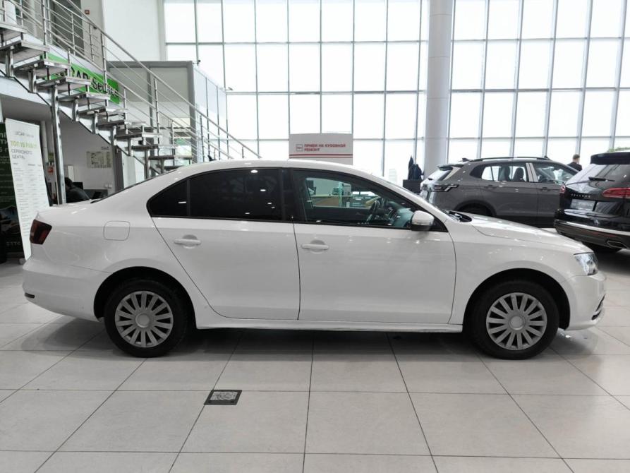 Volkswagen Jetta VI Рестайлинг Казань  - изображение 5