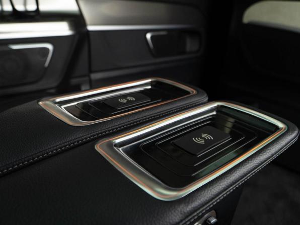 Mercedes-Benz V-Класс III (W447) Рестайлинг с пробегом 2021 года, цена 6 537 077 рублей, 148644 км, минивэн, Автокод Объявления