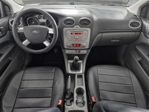 Ford Focus II Рестайлинг с пробегом 2008 года, цена 369 000 рублей, 339500 км, седан, Автокод Объявления