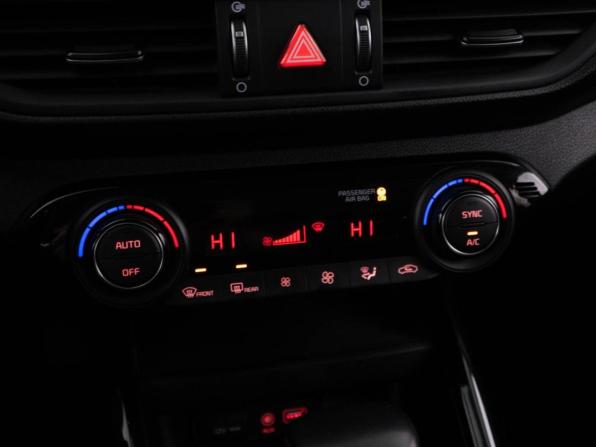 Kia Cerato IV с пробегом 2020 года, цена 2 143 444 рубля, 45871 км, седан, Автокод Объявления