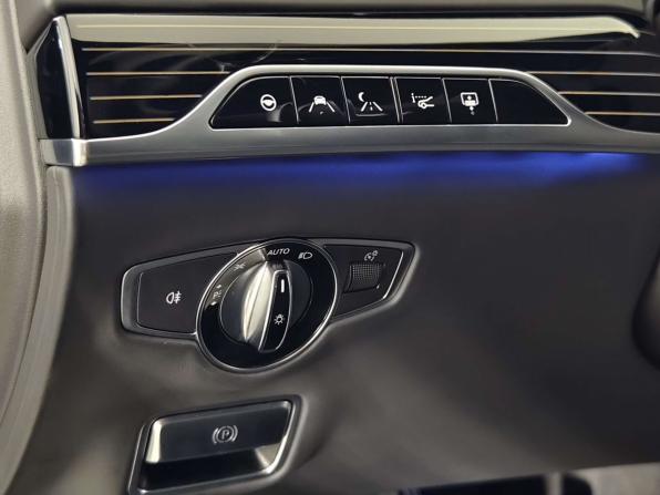 Mercedes-Benz Maybach S-Класс I (X222) Рестайлинг с пробегом 2017 года, цена 6 599 000 рублей, 111802 км, седан, Автокод Объявления