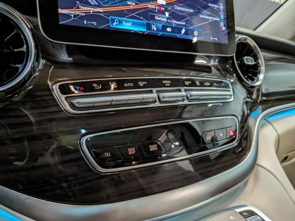 Mercedes-Benz V-Класс III (W447) Рестайлинг с пробегом 2021 года, цена 6 150 000 рублей, 94191 км, минивэн, Автокод Объявления