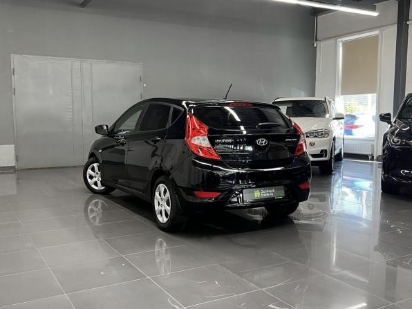 Hyundai Solaris I с пробегом 2014 года, цена 610 000 рублей, 257565 км, хэтчбек, Автокод Объявления
