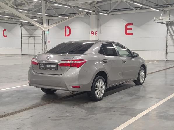 Toyota Corolla XI (E160 E170 E180) с пробегом 2014 года, цена 1 070 000 рублей, 176925 км, седан, Автокод Объявления