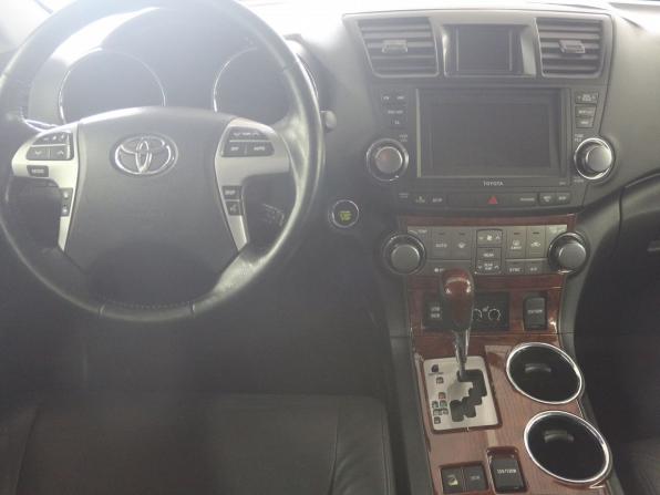 Toyota Highlander II (XU40) Рестайлинг с пробегом 2012 года, цена 1 490 000 рублей, 304217 км, внедорожник, Автокод Объявления