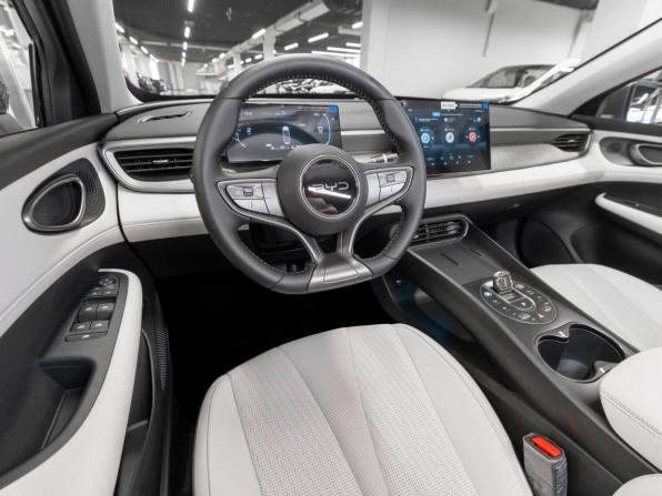 BYD Seal 05 с пробегом 2025 года, цена 2 990 000 рублей, 155 км, седан, Автокод Объявления